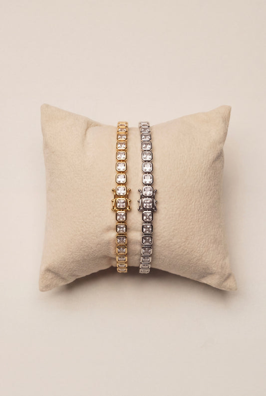 The Square-Cut Linear Bracelet