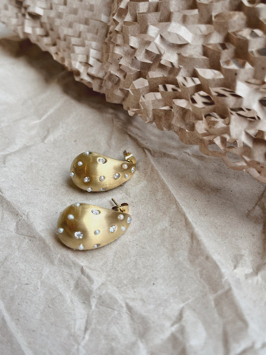 The Aurelia Drops