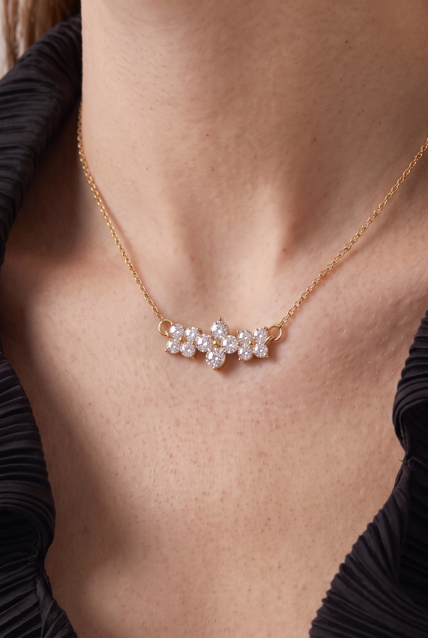 The Fleur Pendant