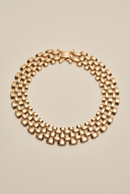 The Interlock Collar