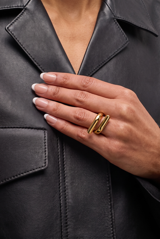 The Solid Helix Ring