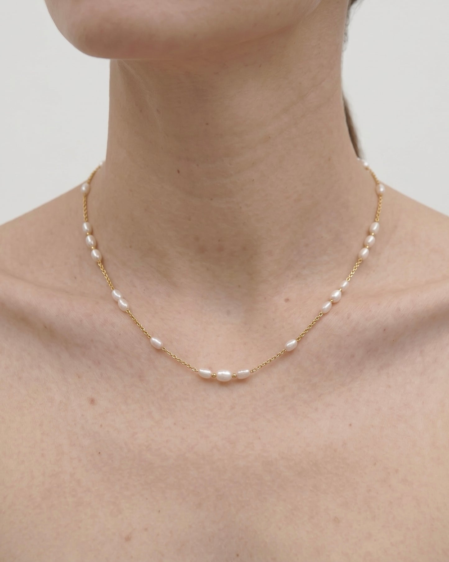 The Petite Pearl Choker