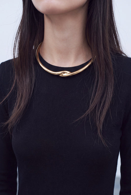 The Indented Contour Choker