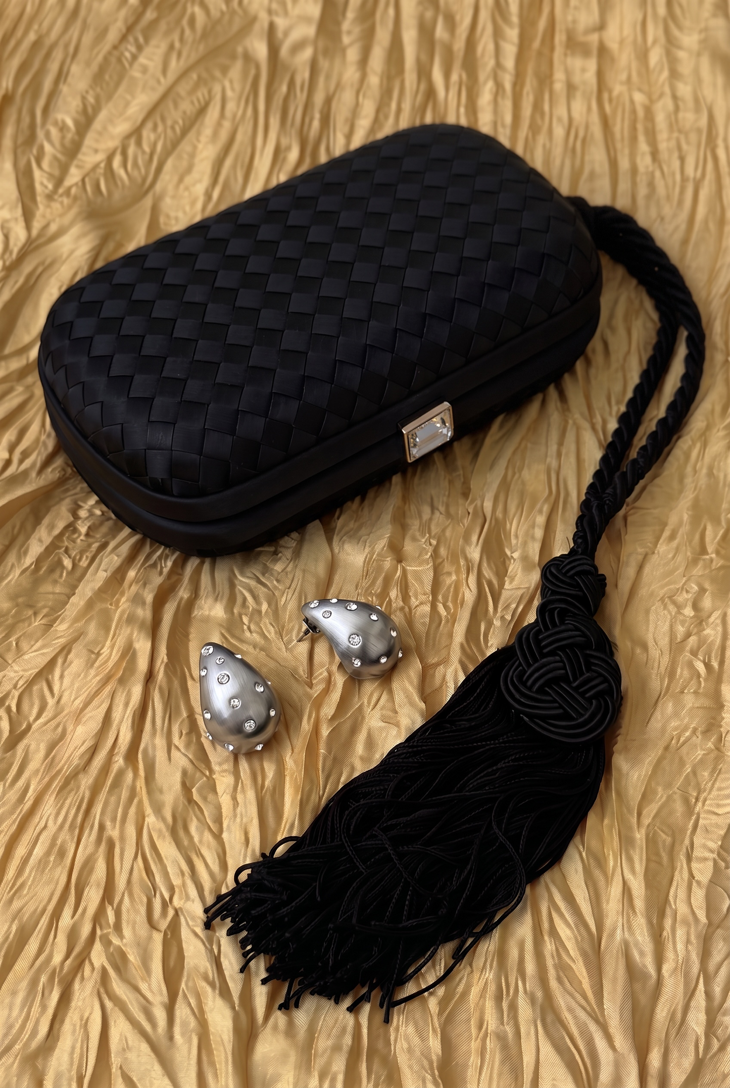 Zircon & Pearl Matte Sculptural Drops