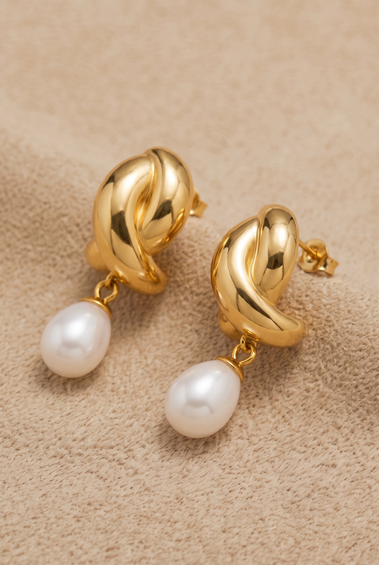 The Calla Earrings