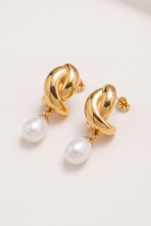 The Calla Earrings